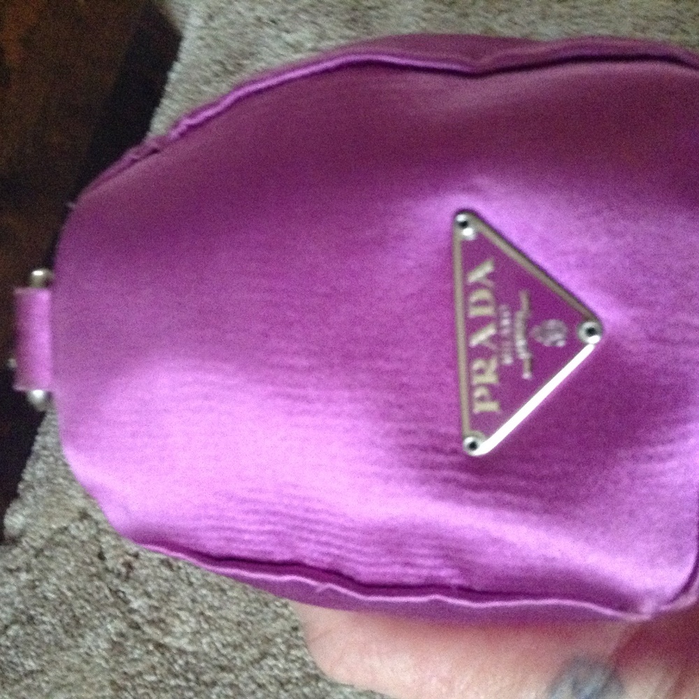 Preloved Little prada bag